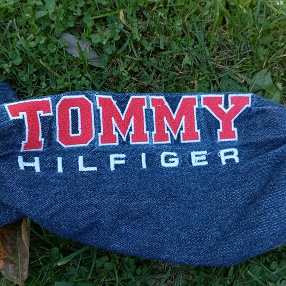 Toddler Tommy Hilfiger button down denim shirt - Picture 9 of 10